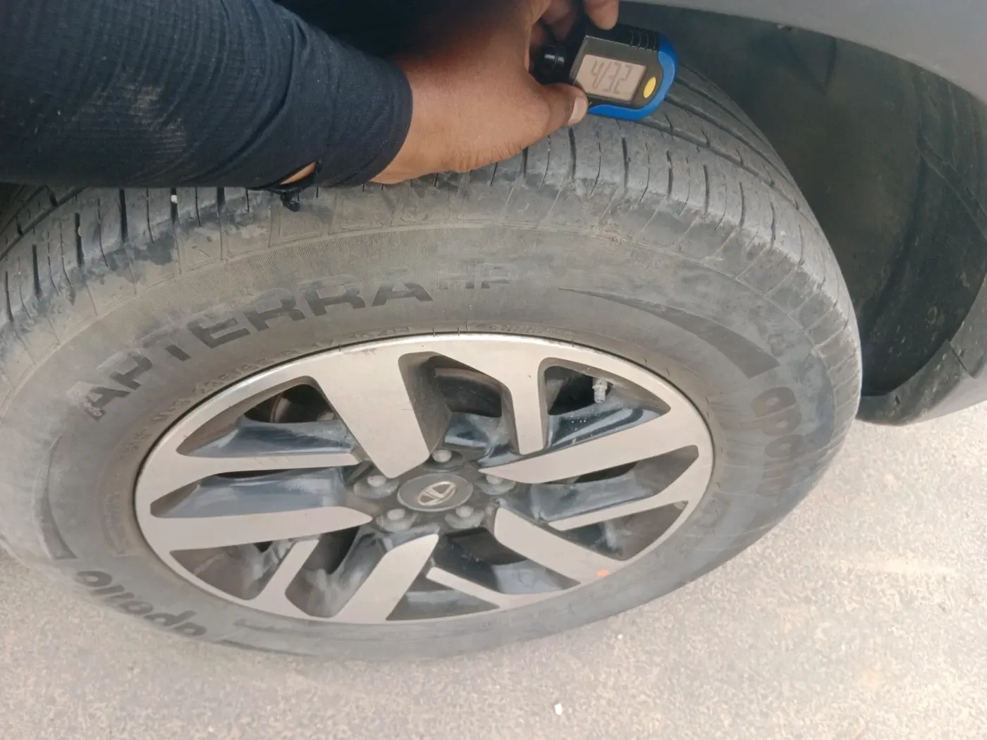 2022 Tata Harrier XZA PLUS 2.0L KRYOTEC HALO EDITION, Diesel, Automatic, 45,343 km, tyre