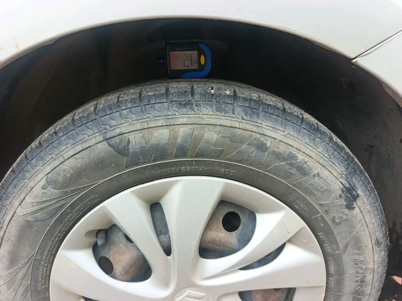 2019 Maruti Swift VXI, Petrol, Manual, 90,643 km, tyre