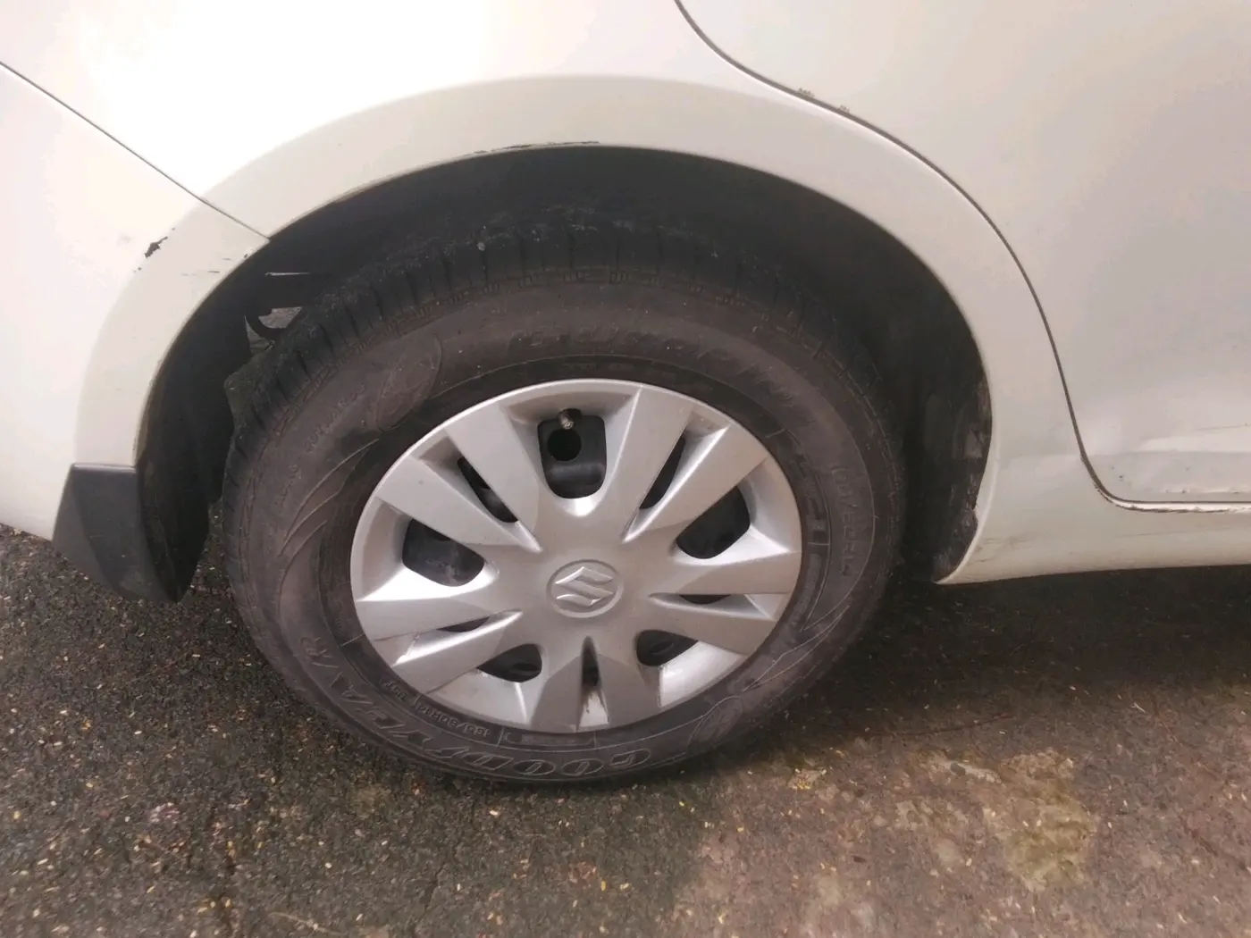 2014 Maruti Swift Dzire VXI, Petrol, Manual, 43,604 km, tyre
