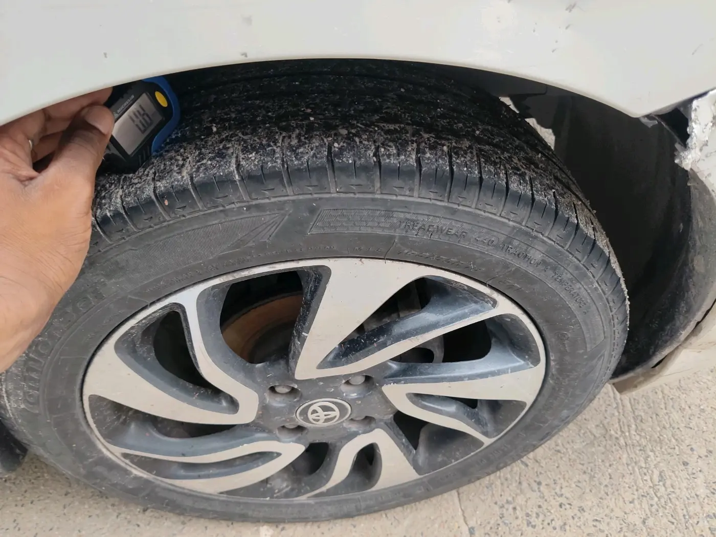 2021 Toyota Glanza G, Petrol, Manual, 1,04,084 km, tyre