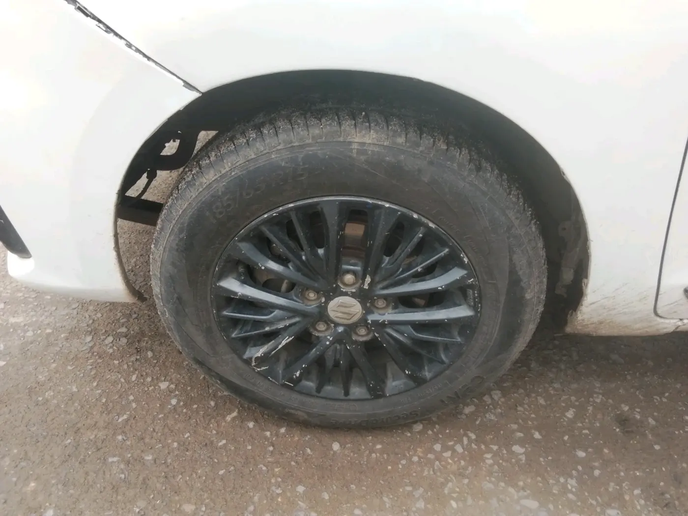 2022 Maruti Ertiga VXI SHVS, Petrol, Manual, 1,11,852 km, tyre
