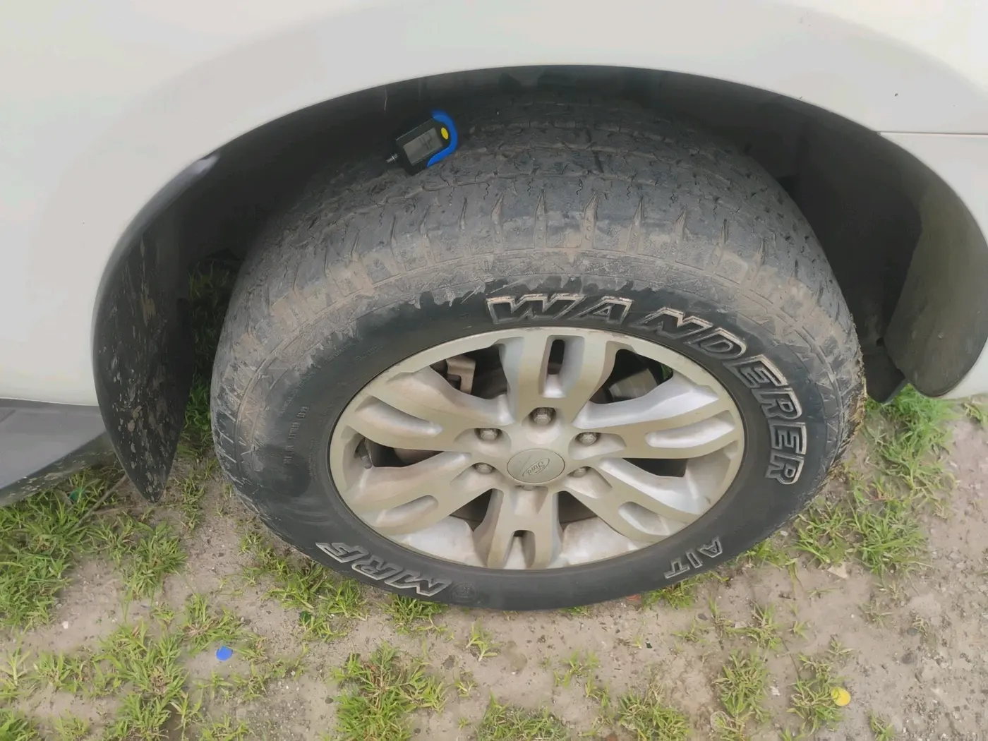 2020 Ford Endeavour TITANIUM 2.0 4X2 AT, Diesel, Automatic, 1,12,022 km, tyre