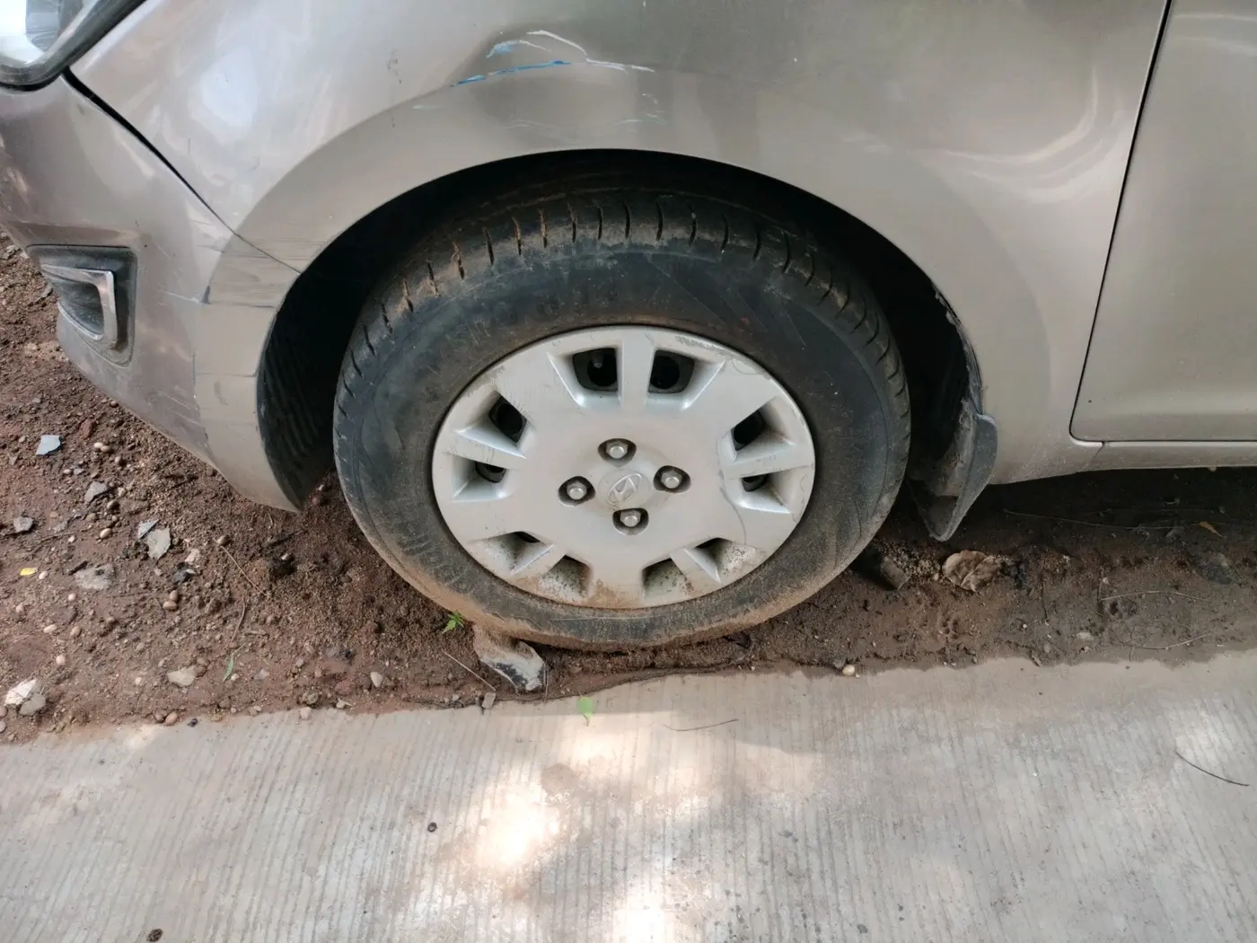2012 Hyundai i20 MAGNA (O) 1.2, Petrol, Manual, 81,167 km, tyre