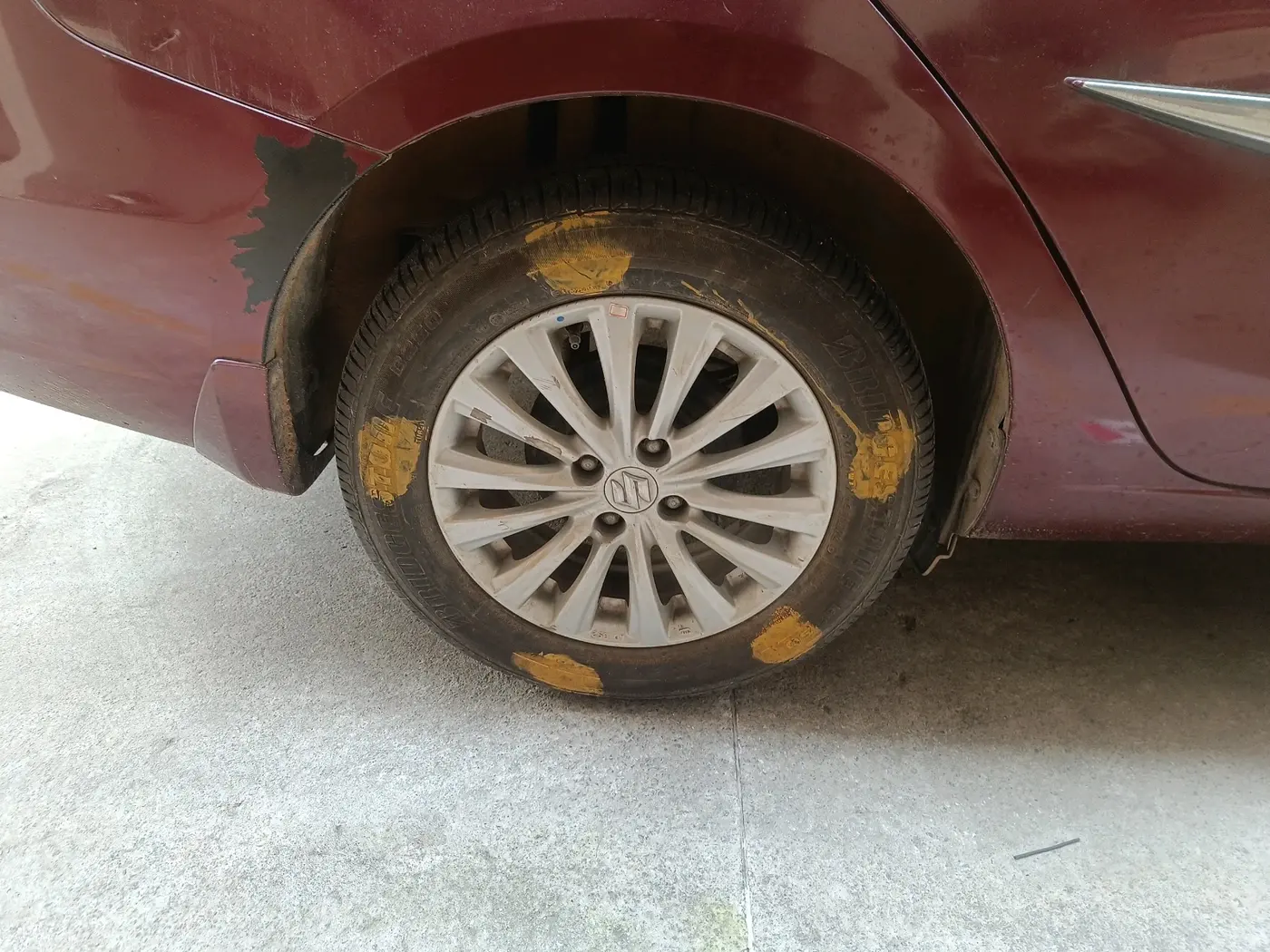 2014 Maruti Ciaz ZDI, Diesel, Manual, 61,713 km, tyre