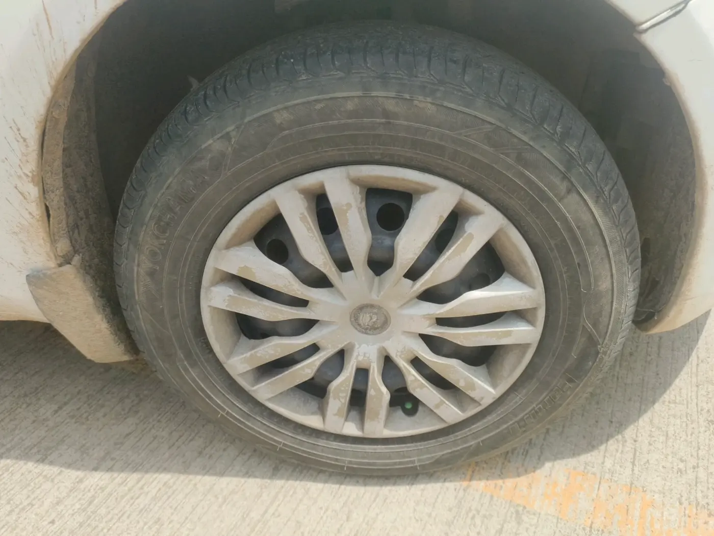 2013 Maruti Ritz VDI, Diesel, Manual, 2,05,152 km, tyre