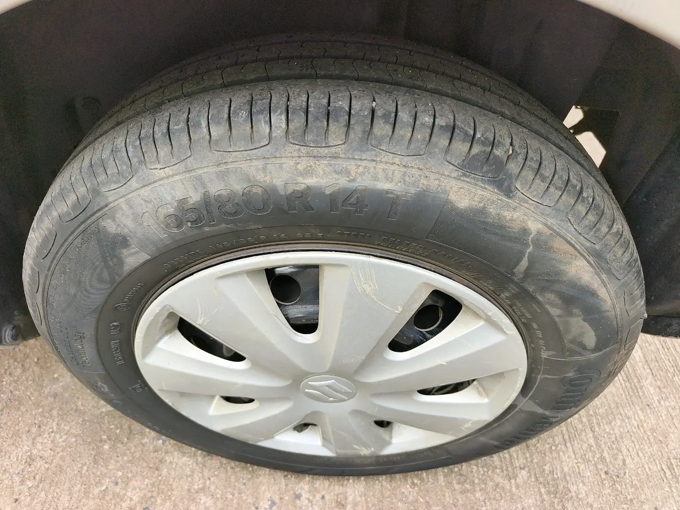 2012 Maruti Swift VDI, Diesel, Manual, 1,26,835 km, tyre