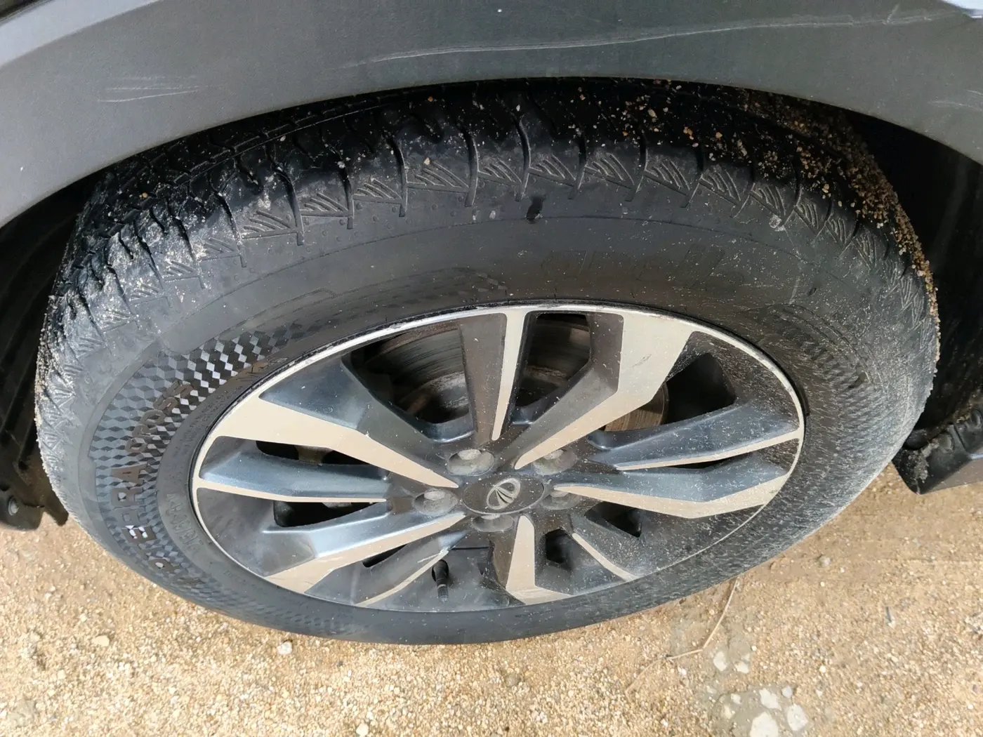 2019 Mahindra XUV300 W8 (O) 1.2 PETROL, Petrol, Manual, 88,710 km, tyre