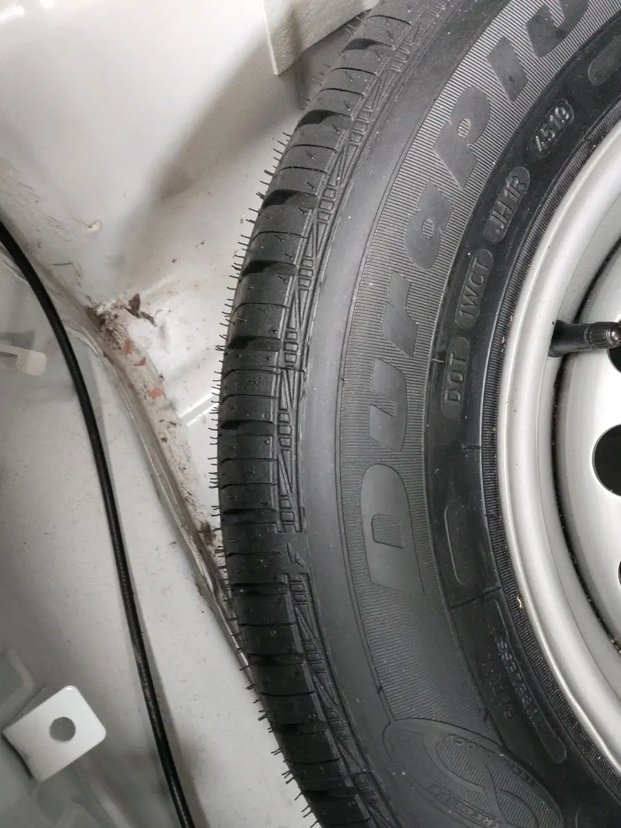 2019 Tata Tiago XZ PETROL, Petrol, Manual, 64,329 km, tyre