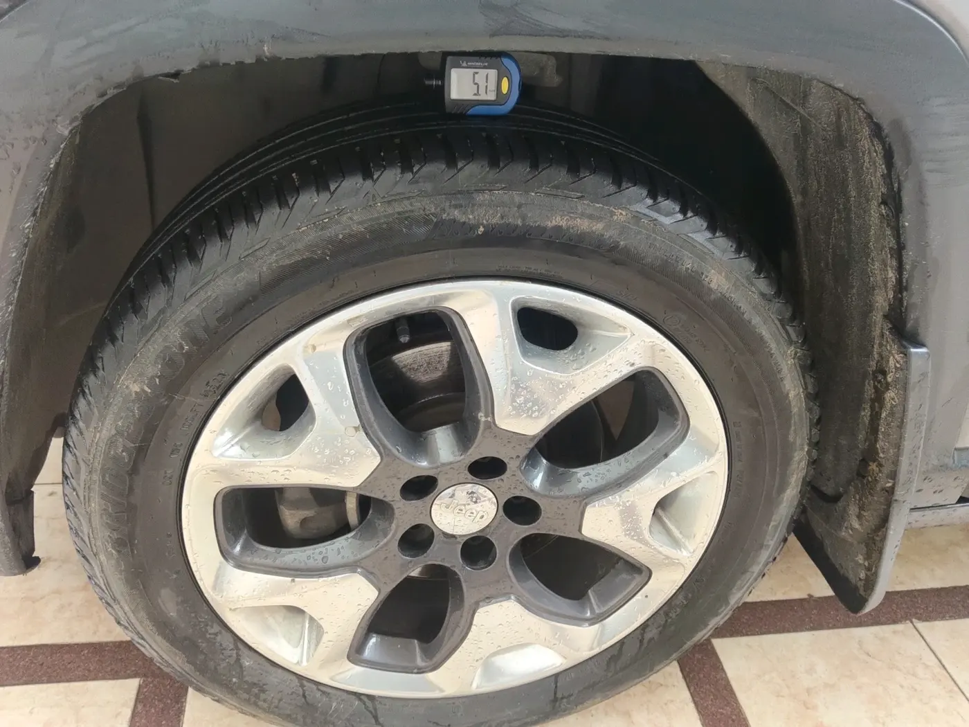 2019 Jeep Compass LIMITED PLUS DIESEL, Diesel, Manual, 1,27,568 km, tyre