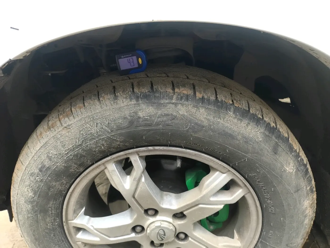 2016 Mahindra Scorpio S10 2WD INTELLI-HYBRID, Diesel, Manual, 1,14,209 km, tyre
