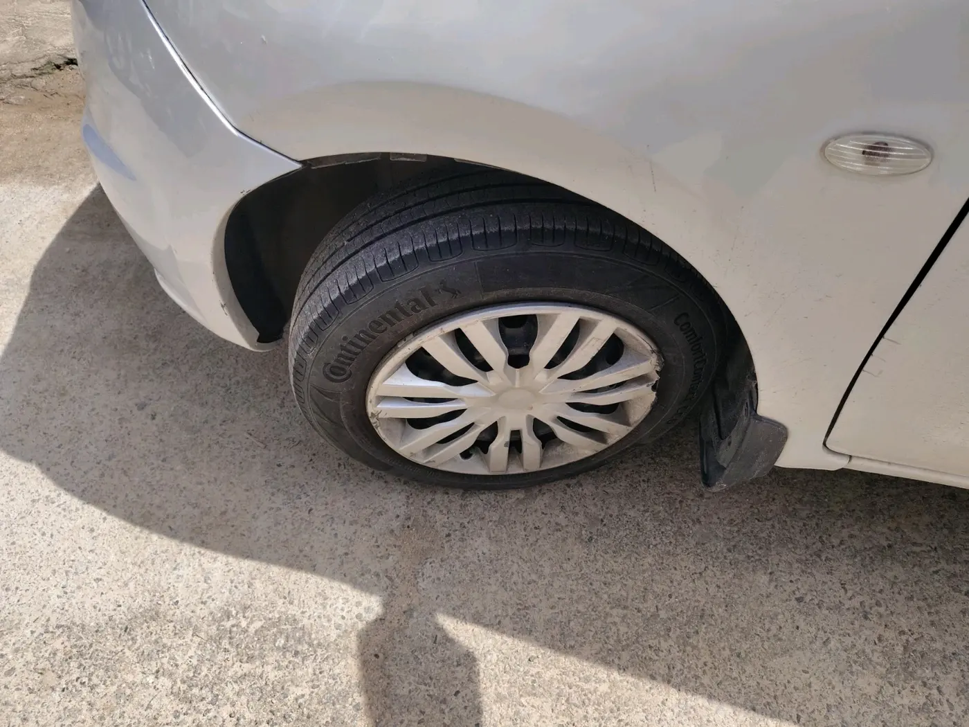 2016 Nissan Micra Active XV SAFETY PACK, Petrol, Manual, 92,792 km, tyre