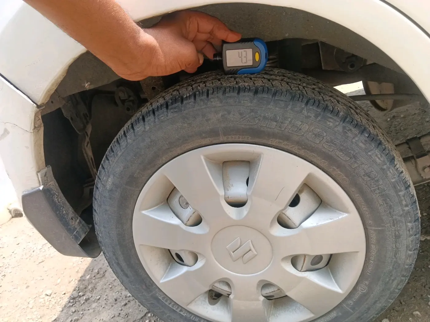 2018 Maruti Alto 800 LXI CNG, CNG, Manual, 1,16,978 km, tyre