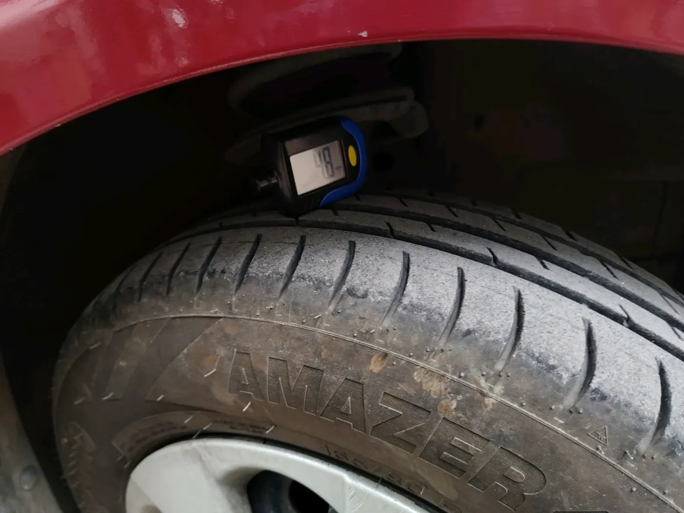 2011 Maruti Ritz VXI, Petrol, Manual, 64,882 km, tyre