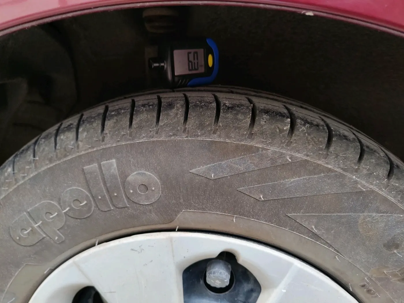 2011 Maruti Ritz VXI, Petrol, Manual, 64,882 km, tyre