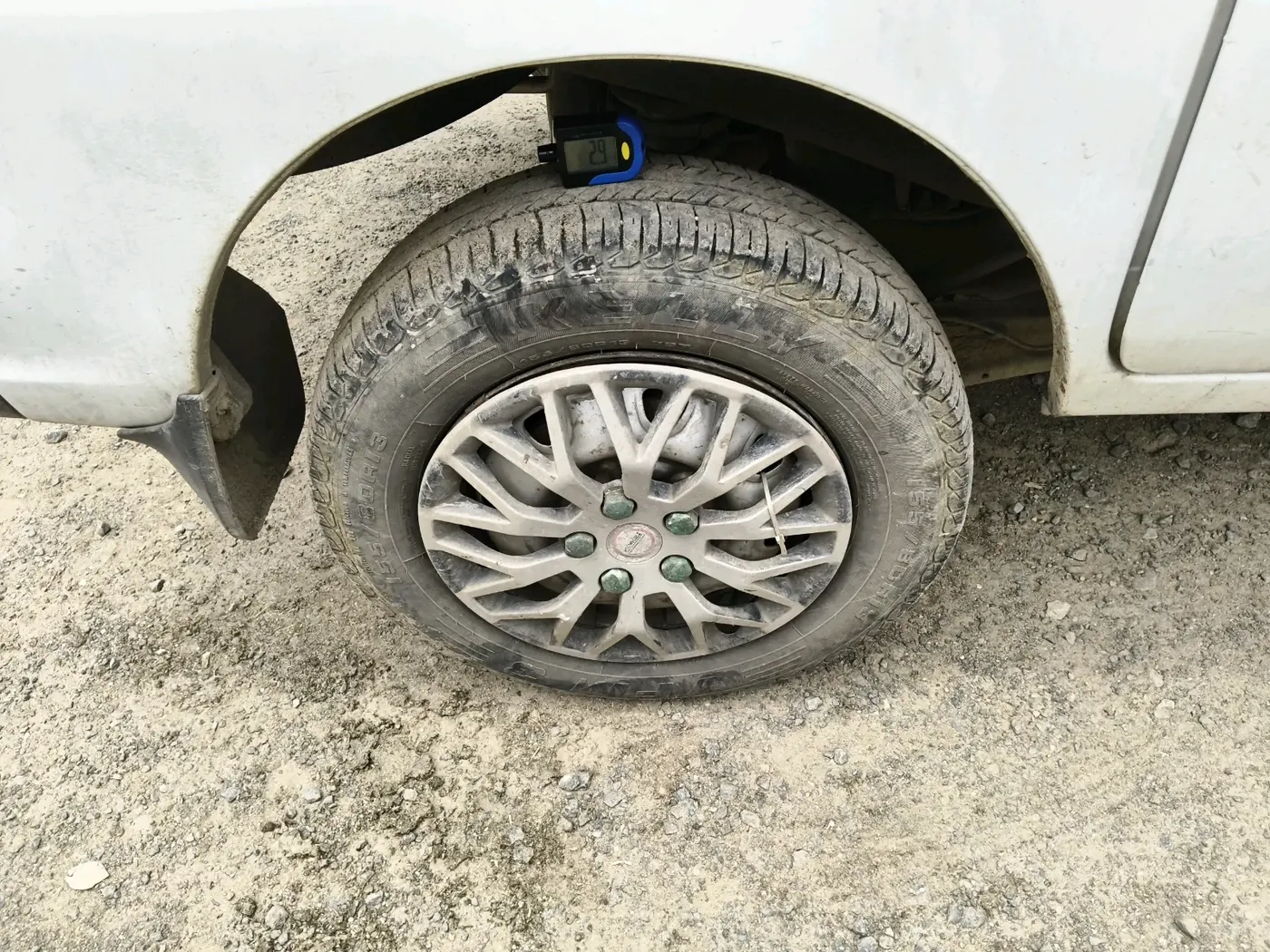 2020 Maruti Eeco 5 STR WITH A/C+HTR, Petrol, Manual, 95,083 km, tyre