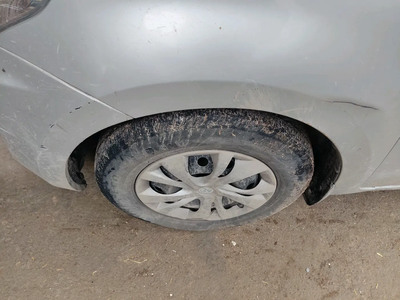 2019 Maruti Swift VXI, Petrol, Manual, 71,614 km, tyre