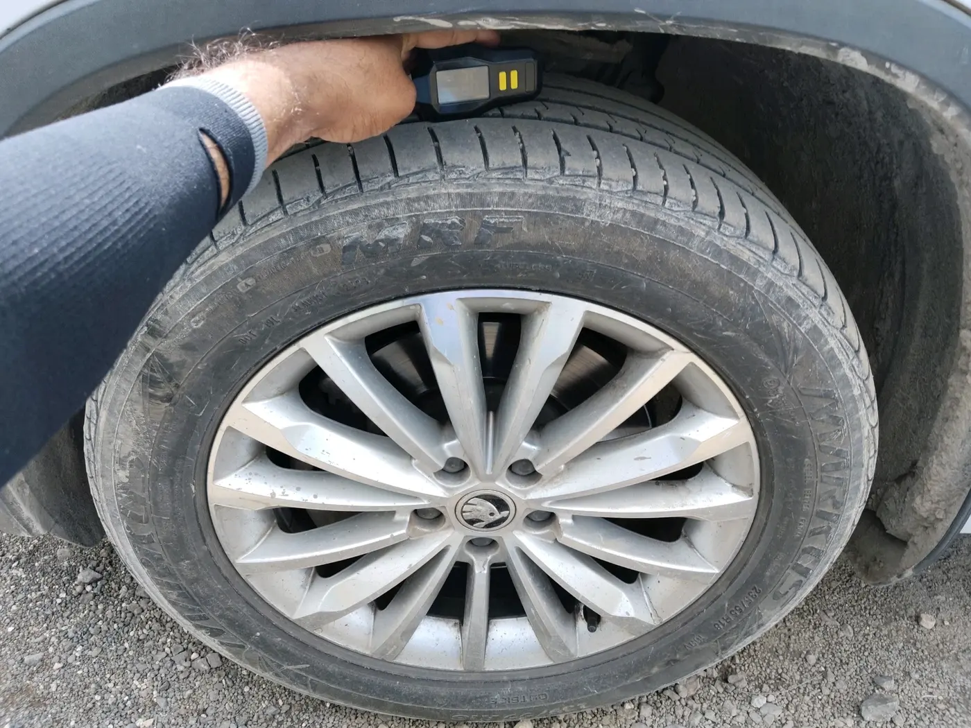 2023 Skoda Kodiaq L&K, Petrol, Automatic, 45,360 km, tyre