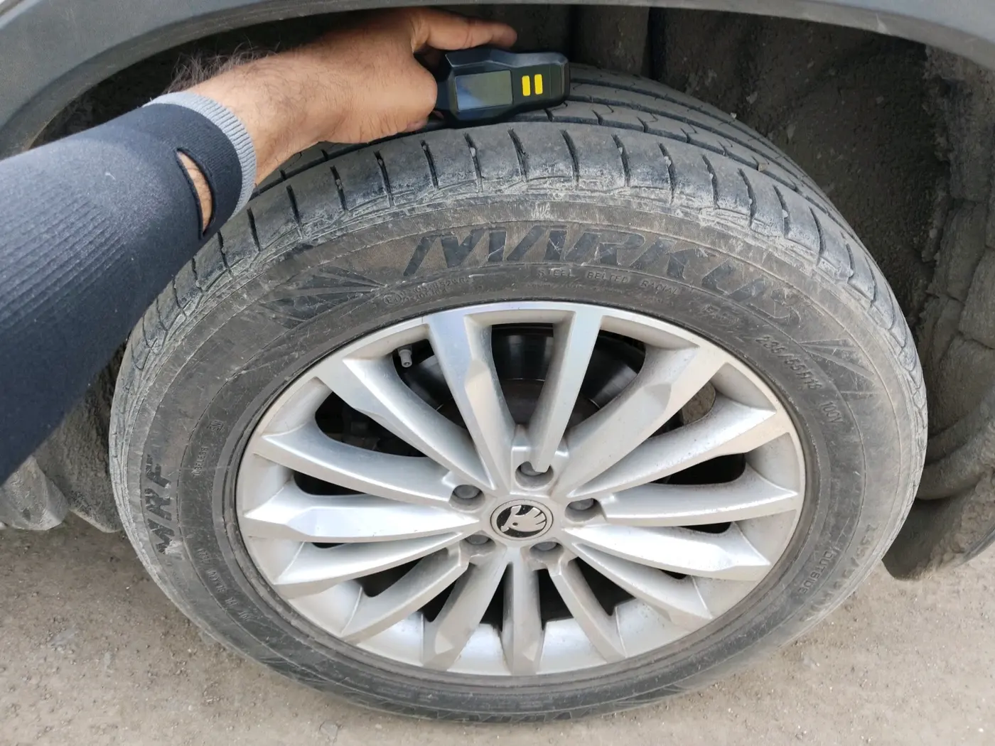 2023 Skoda Kodiaq L&K, Petrol, Automatic, 45,360 km, tyre