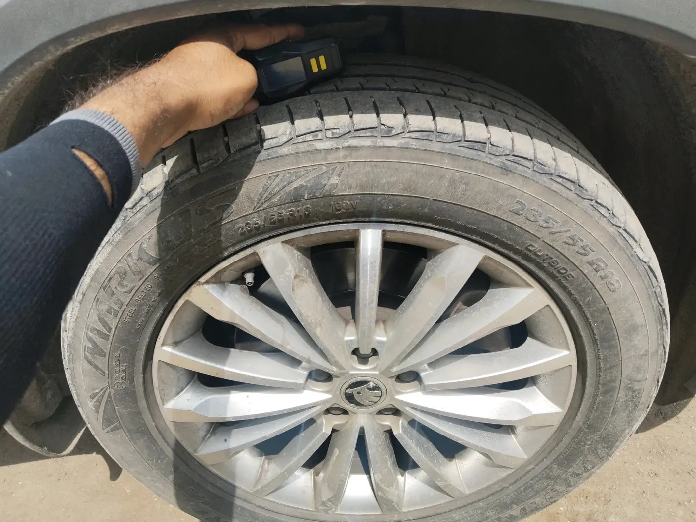 2023 Skoda Kodiaq L&K, Petrol, Automatic, 45,360 km, tyre