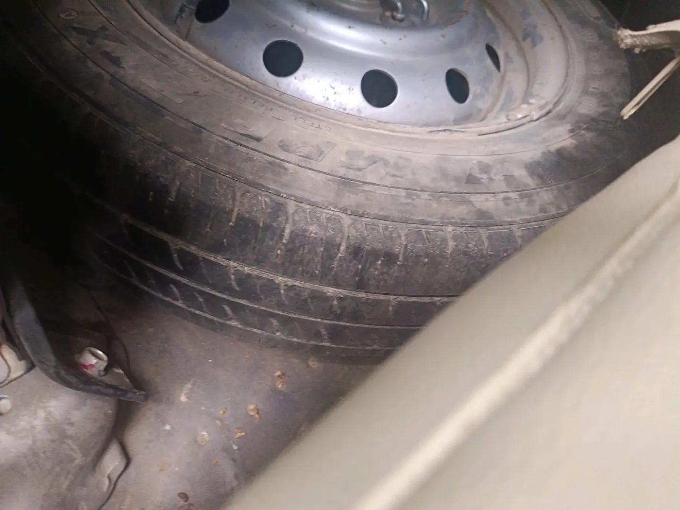 2018 Maruti Wagon R 1.0 LXI CNG, CNG, Manual, 1,59,964 km, tyre