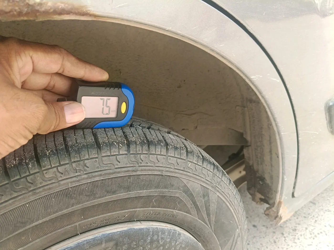 2018 Maruti Wagon R 1.0 LXI CNG, CNG, Manual, 1,59,964 km, tyre