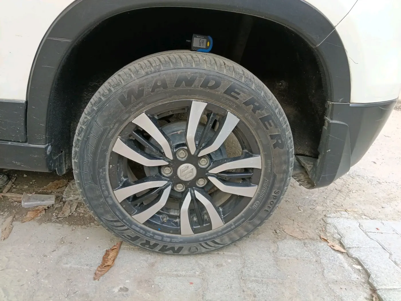 2016 Maruti Vitara Brezza VDI (O), Diesel, Manual, 67,113 km, tyre