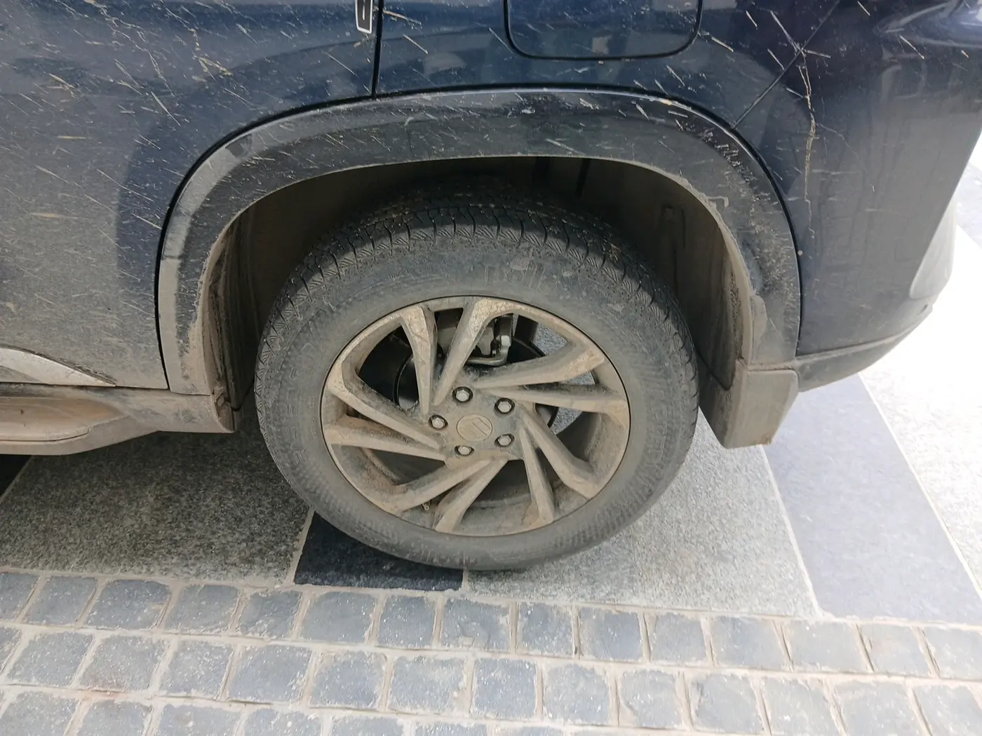 2026 Maruti Grand Vitara Alpha Plus (O) Hybrid e-CVT, Hybrid, Automatic, 12,502 km, tyre