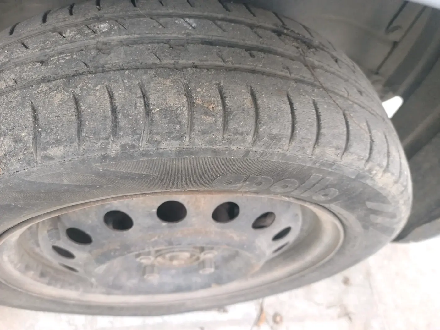 2011 Maruti Wagon R 1.0 VXI, Petrol, Manual, 83,285 km, tyre