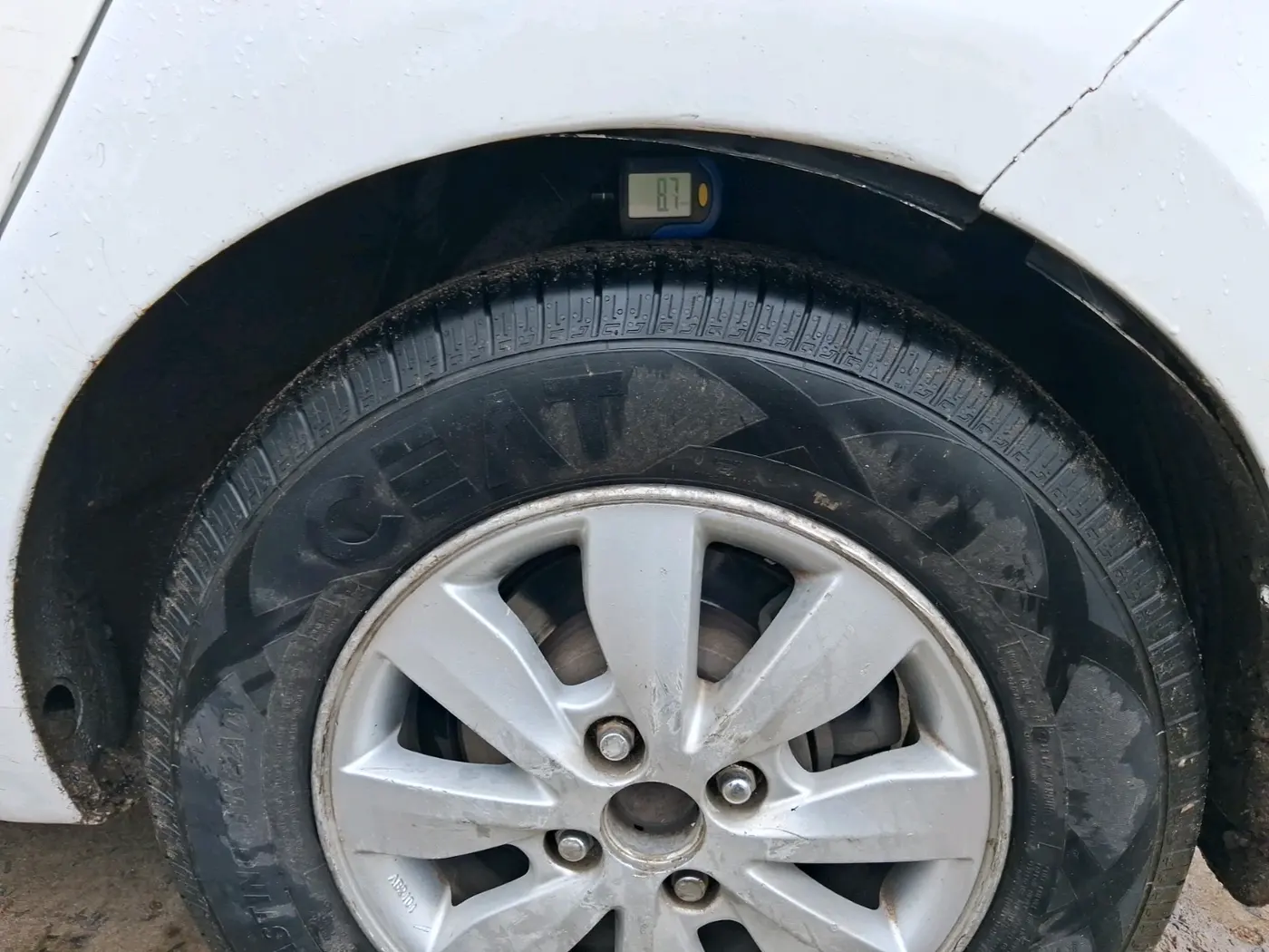 2012 Hyundai i20 ASTA 1.4 CRDI, Diesel, Manual, 1,11,085 km, tyre