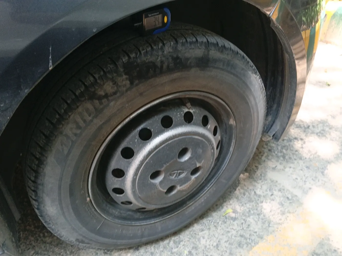 2020 Tata ALTROZ XM PETROL, Petrol, Manual, 94,699 km, tyre