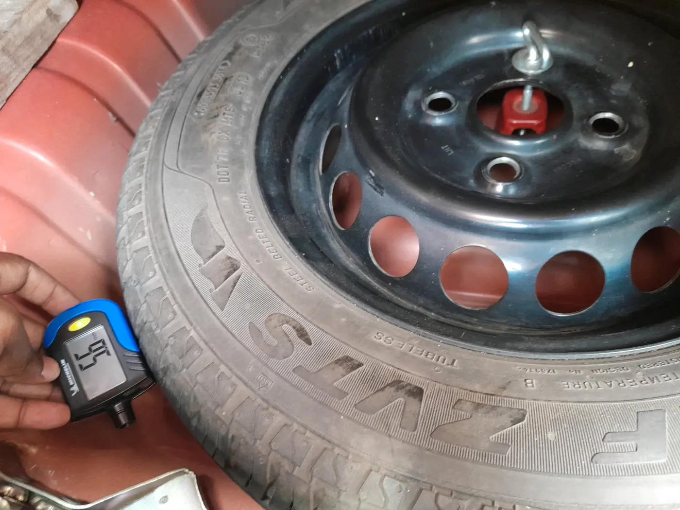 2018 Maruti Alto 800 LXI, Petrol, Manual, 19,739 km, tyre