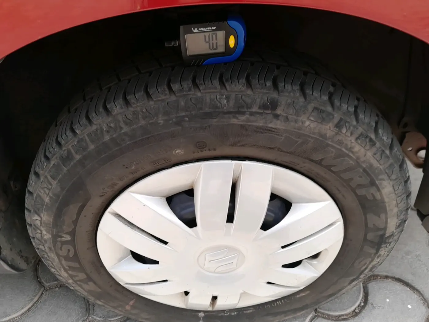 2018 Maruti Alto 800 LXI, Petrol, Manual, 19,739 km, tyre