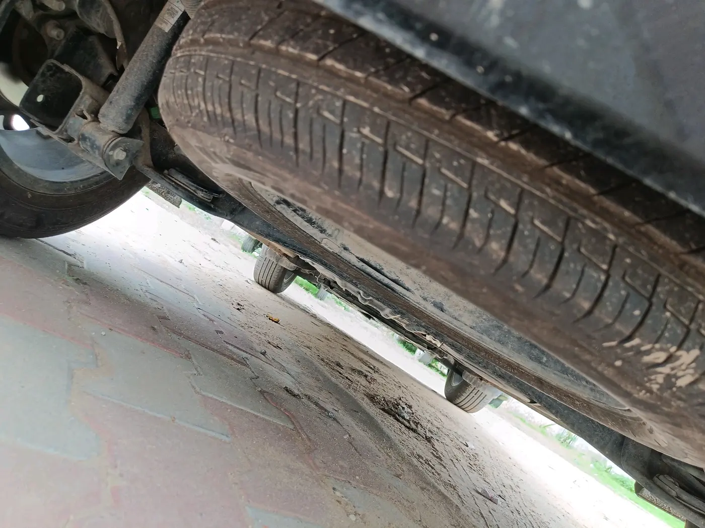 2026 Tata Sierra Pure Plus 1.5 Revotron MT, Petrol, Manual, 7,849 km, tyre
