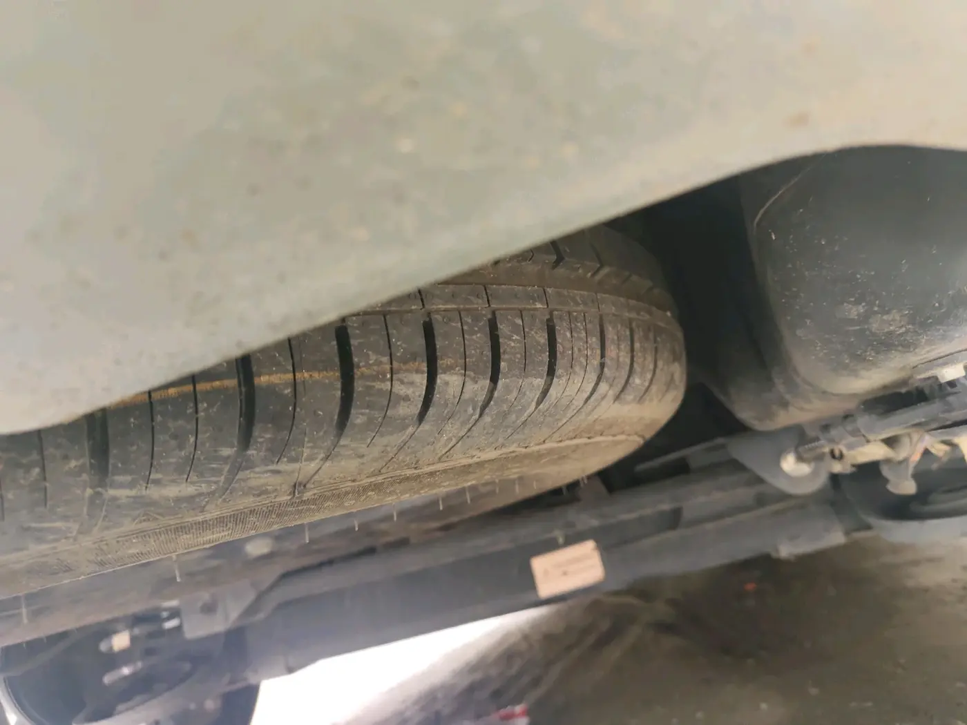 2024 Tata Harrier PURE PLUS S AT, Diesel, Automatic, 14,615 km, tyre