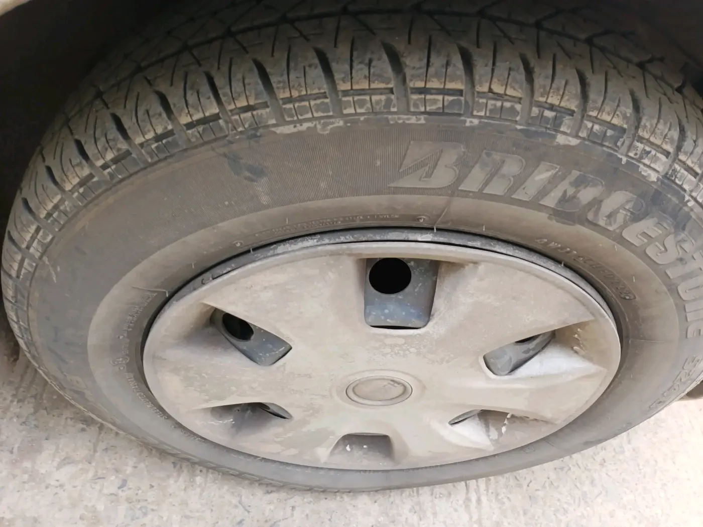 2012 Maruti Ritz LDI, Diesel, Manual, 84,402 km, tyre