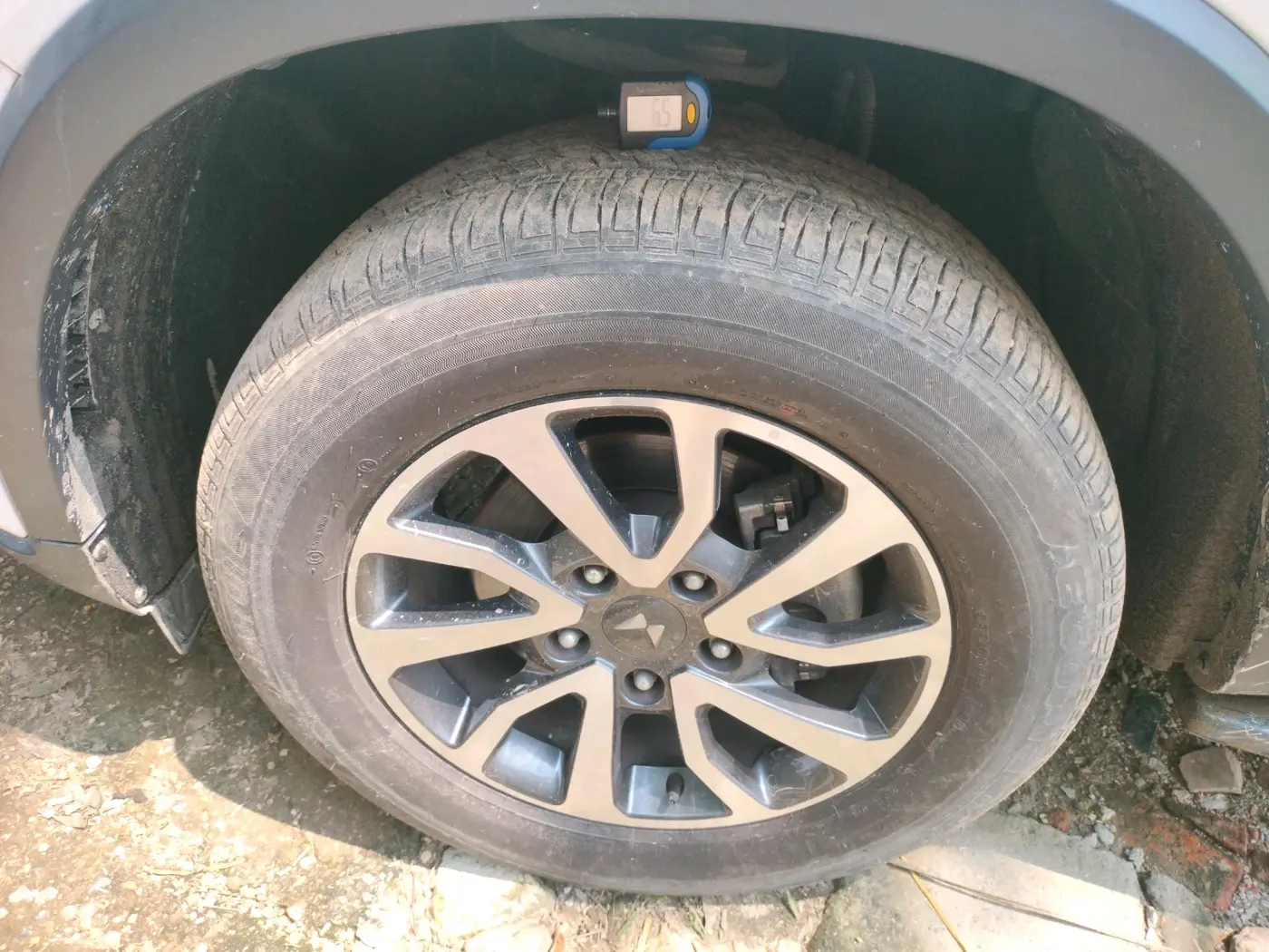 2024 Mahindra SCORPIO-N Z8 L DIESEL MT 2WD 7 STR, Diesel, Manual, 5,276 km, tyre