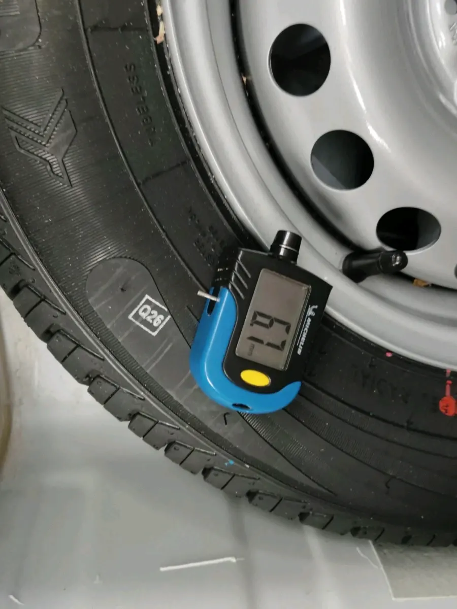 2025 Tata Tiago XT PETROL, Petrol, Manual, 5,439 km, tyre
