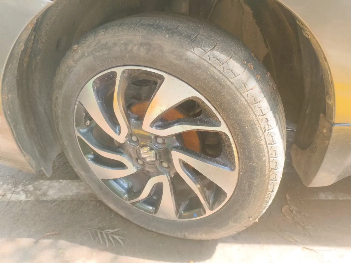 2019 Maruti Baleno ZETA DIESEL 1.3, Diesel, Manual, 1,79,964 km, tyre