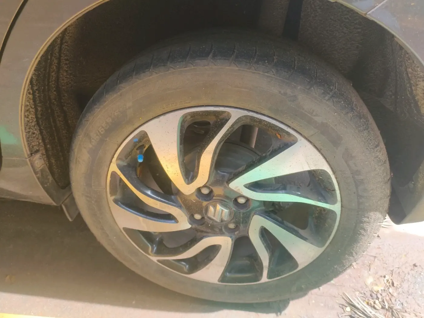2019 Maruti Baleno ZETA DIESEL 1.3, Diesel, Manual, 1,79,964 km, tyre