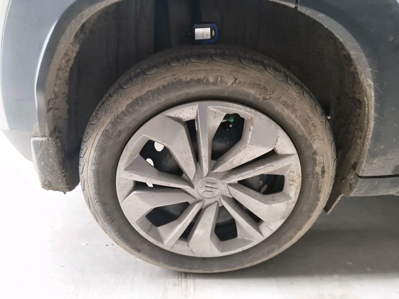 2024 Maruti FRONX SIGMA CNG 1.2 MT, CNG, Manual, 71,799 km, tyre