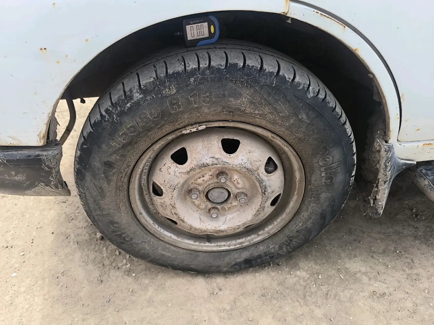2014 Maruti Eeco 7 STR, Petrol, Manual, 1,16,719 km, tyre