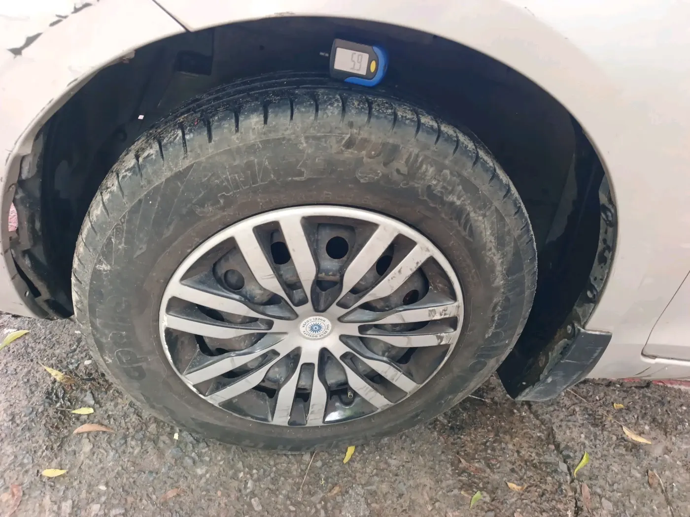 2012 Maruti Swift Dzire VXI, Petrol, Manual, 70,904 km, tyre
