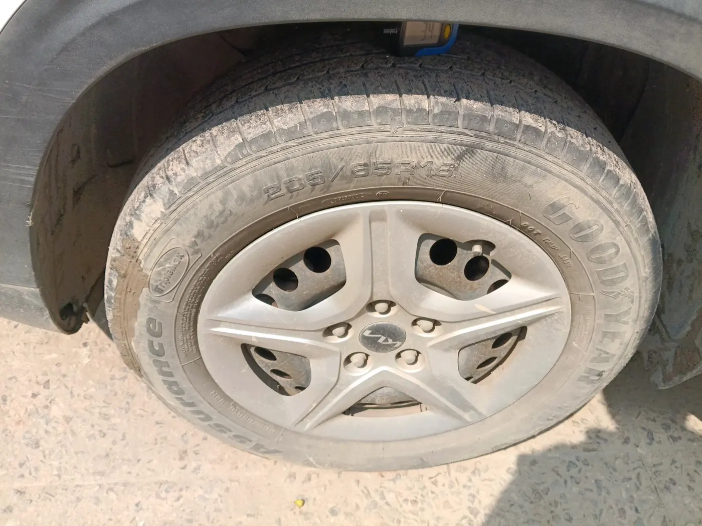 2022 KIA SELTOS HTE 1.5 PETROL, Petrol, Manual, 36,955 km, tyre