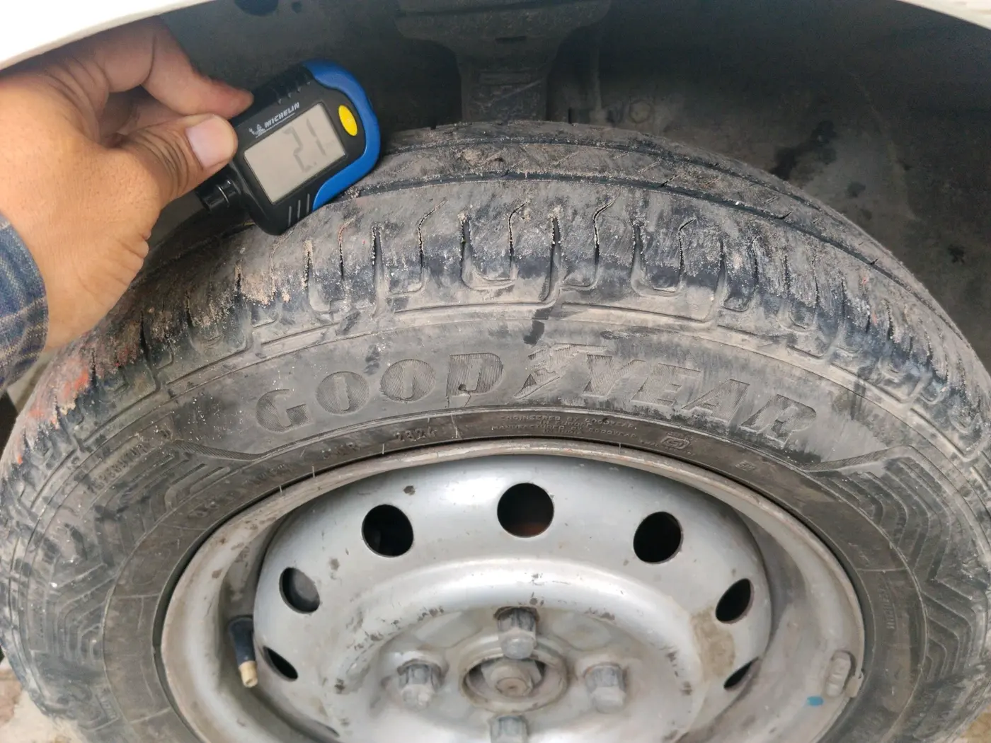 2016 Maruti Wagon R 1.0 LXI CNG, CNG, Manual, 87,773 km, tyre
