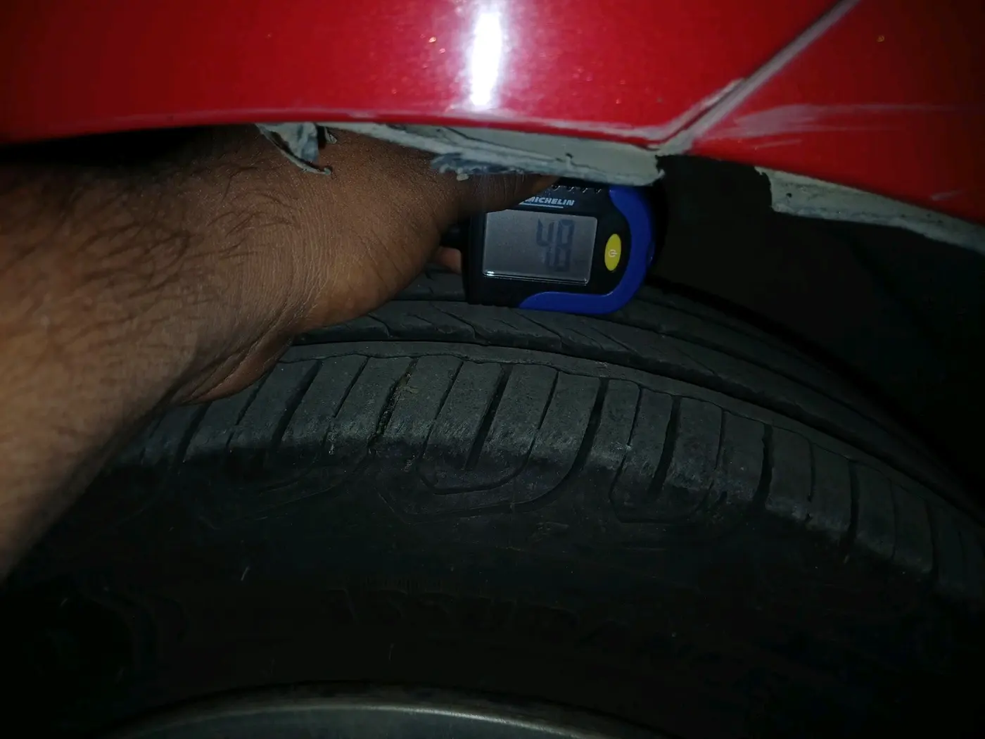 2015 Tata Bolt XE REVOTRON, Petrol, Manual, 40,080 km, tyre