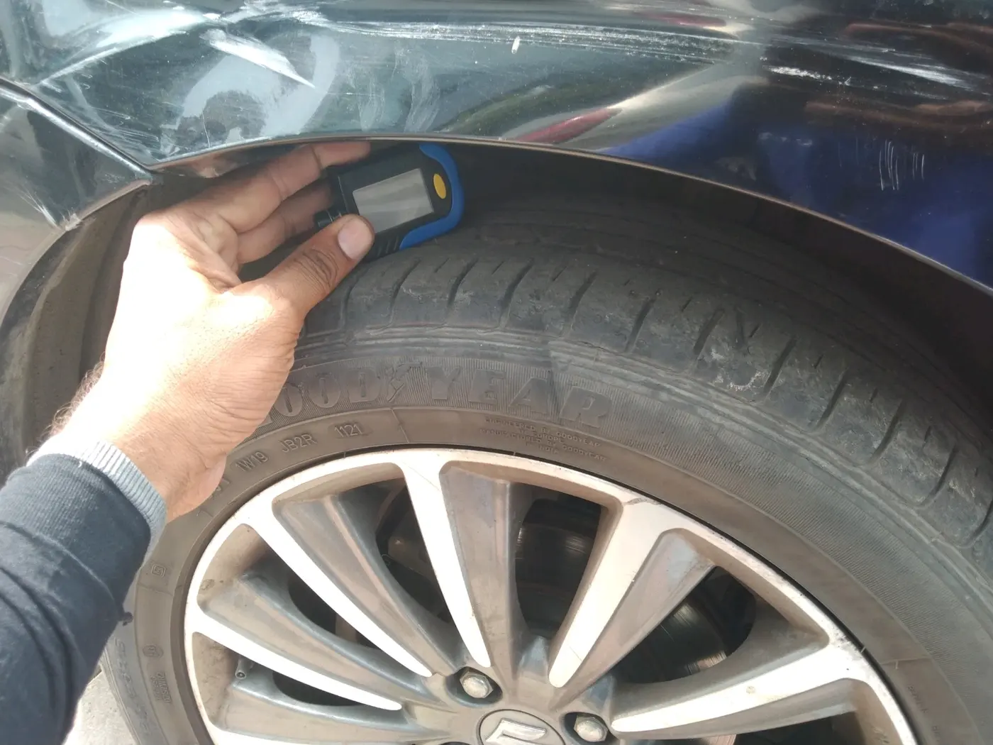 2021 Maruti Ciaz ALPHA 1.5 SHVS PETROL, Petrol, Manual, 49,021 km, tyre