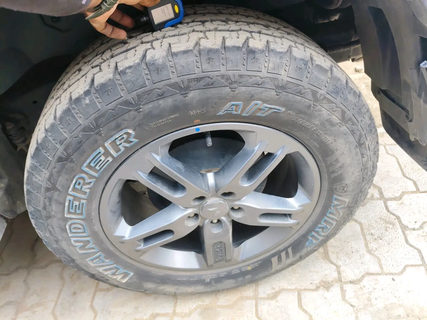 2023 Mahindra Thar LX HARD TOP 4WD MT, Diesel, Manual, 43,592 km, tyre