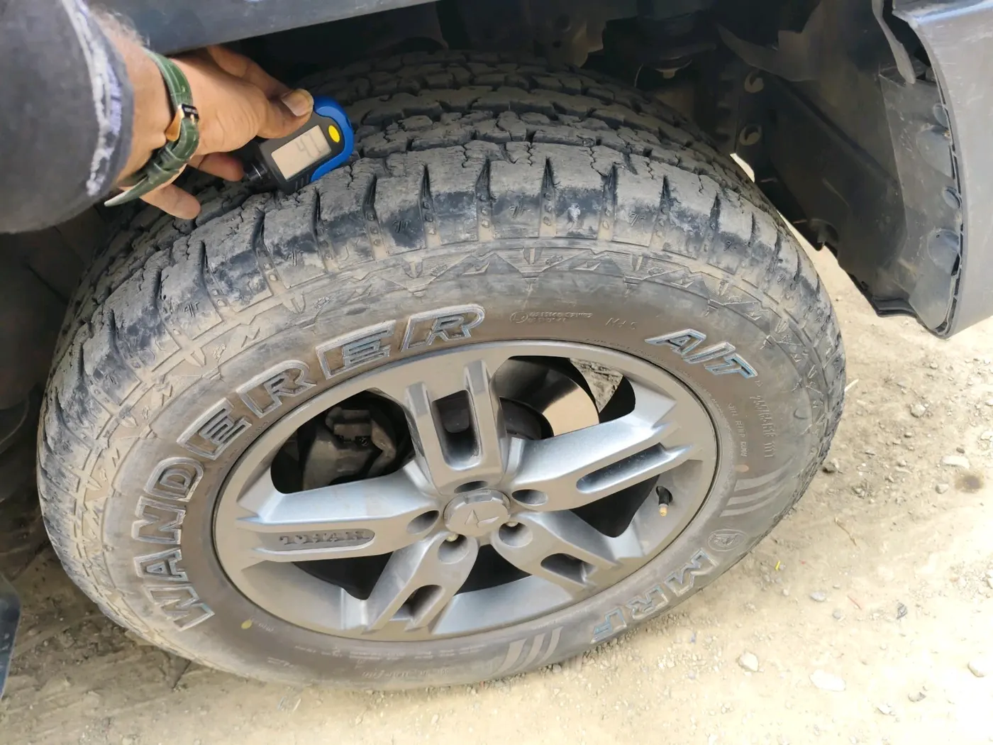 2023 Mahindra Thar LX HARD TOP 4WD MT, Diesel, Manual, 43,592 km, tyre