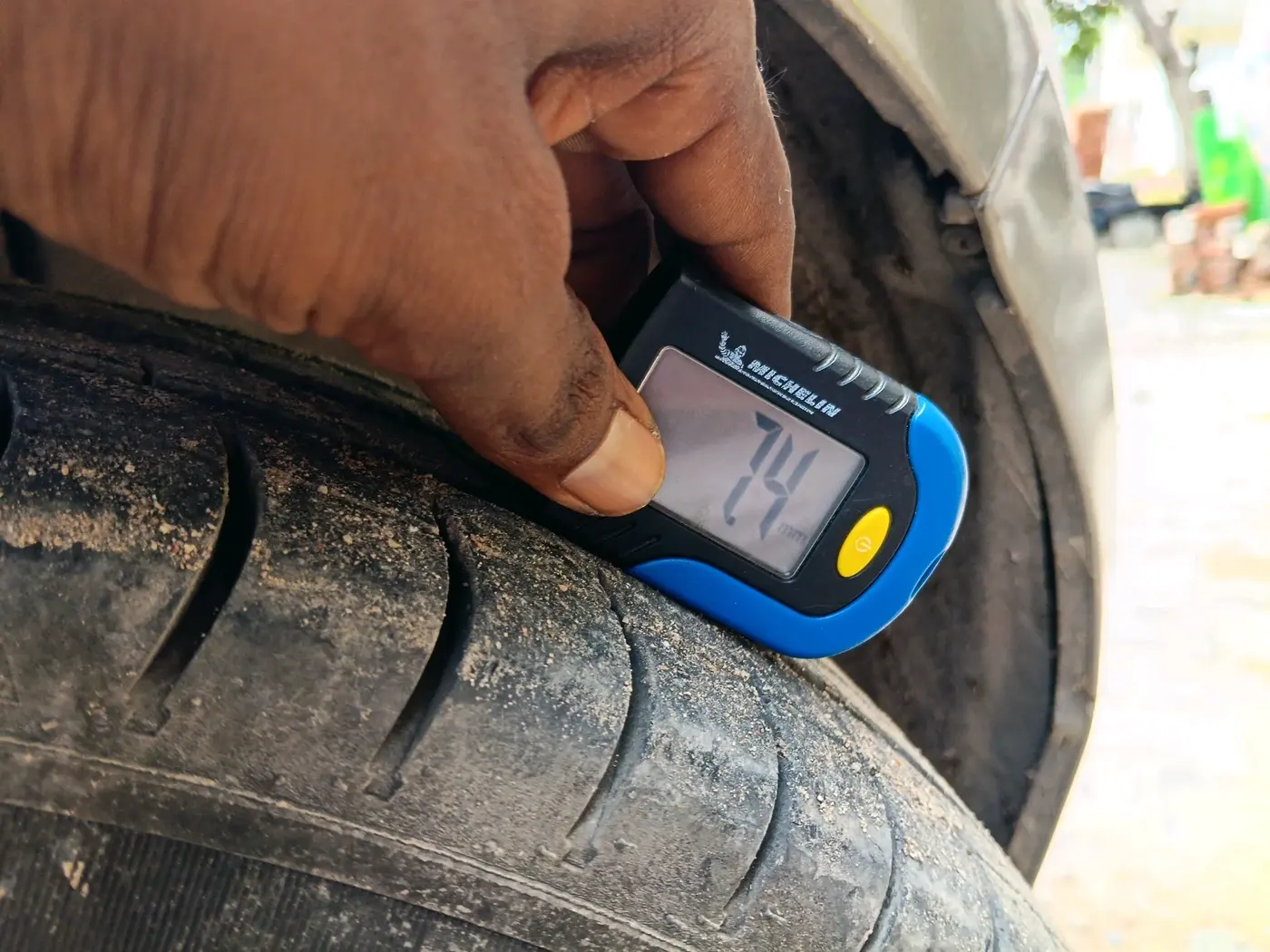 2019 Tata TIGOR XM (O) PETROL, Petrol, Manual, 2,72,303 km, tyre