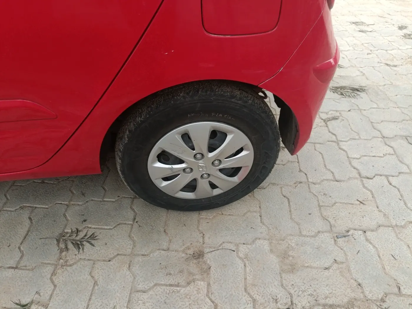 2012 Hyundai i10 SPORTZ 1.2, Petrol, Manual, 44,707 km, tyre